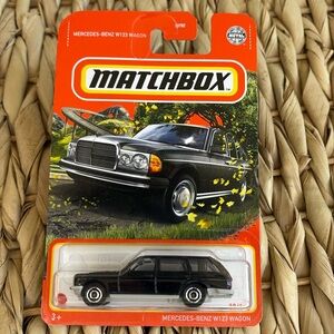 1980 Mercedes-Benz W123 Black Station Wagon Matchbox German 80s Car 2022 MB22 🆕